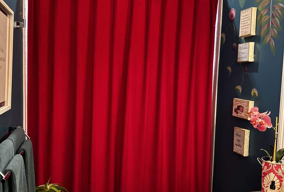 Lakefront Getaway - Newnan, Georgia