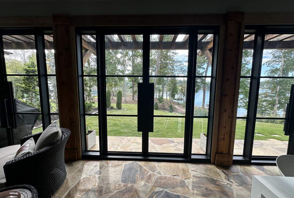 Lakefront Getaway - Newnan, Georgia