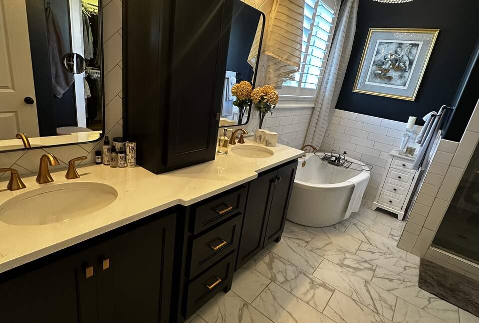 Lakefront Getaway - Newnan, Georgia