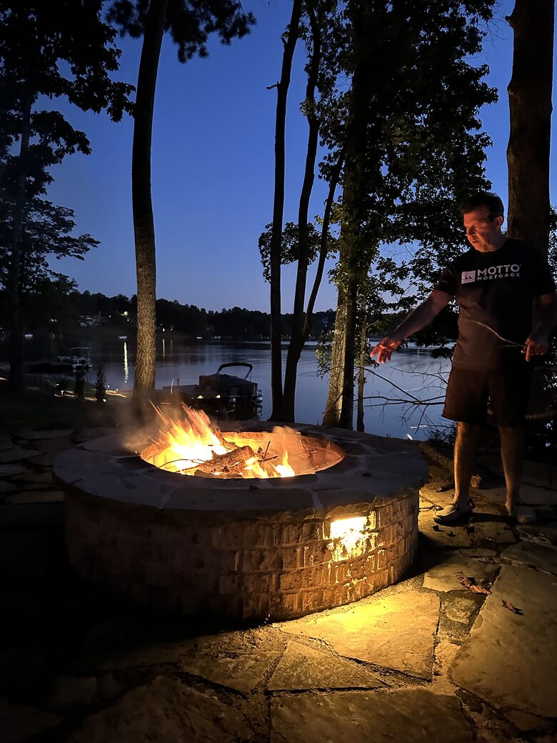 Lakefront Getaway - Newnan, Georgia