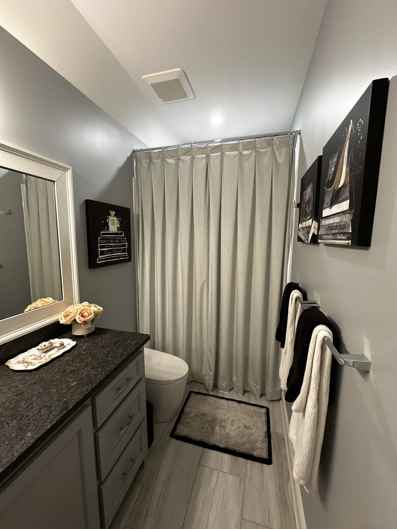 Lakefront Getaway - Newnan, Georgia