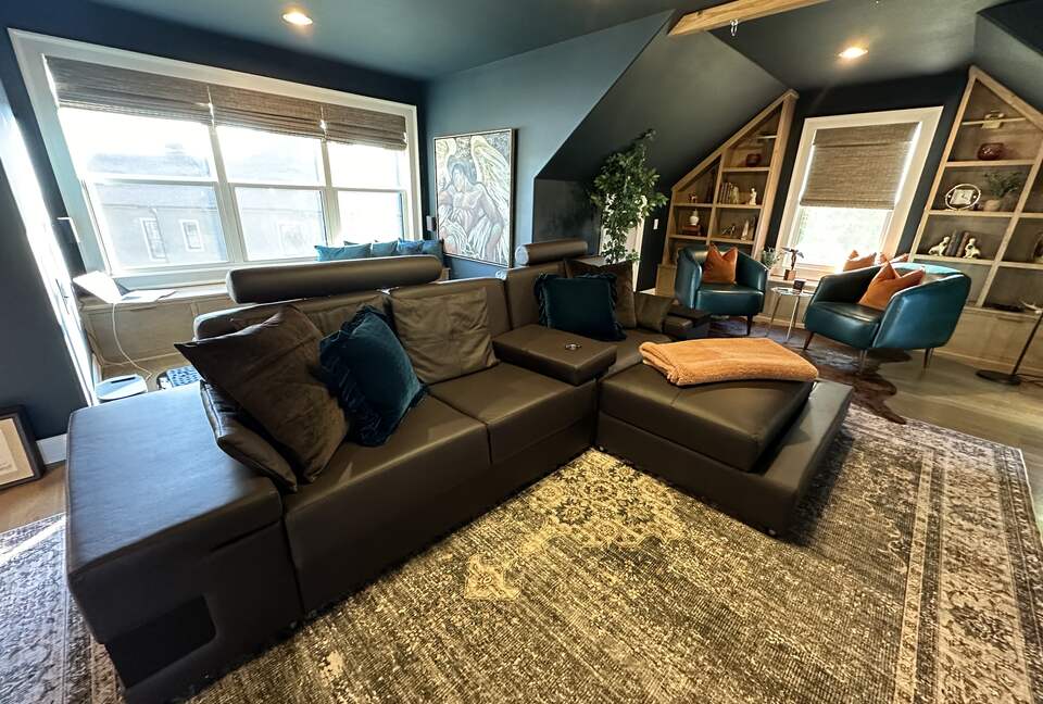 Lakefront Getaway - Newnan, Georgia