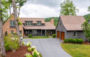 Two Moon | Elegant Mountain Home with Great Community Amenities - Cashiers, North Carolina