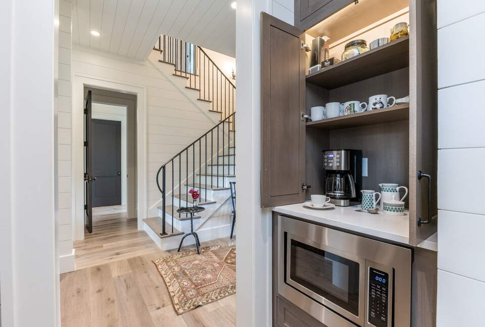 Two Moon | Elegant Mountain Home with Great Community Amenities - Cashiers, North Carolina