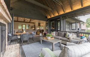 Two Moon | Elegant Mountain Home with Great Community Amenities - Cashiers, North Carolina