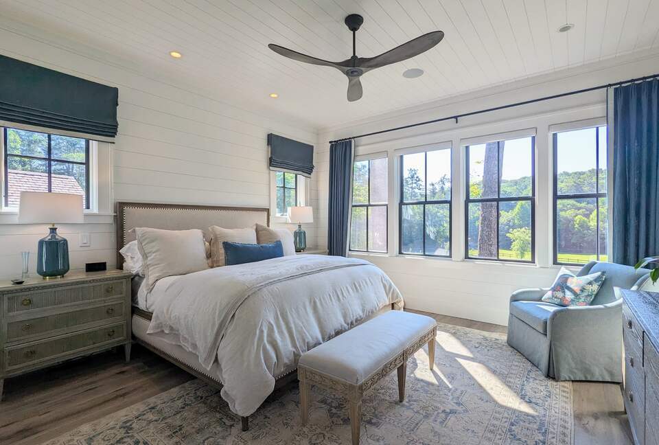 Two Moon | Elegant Mountain Home with Great Community Amenities - Cashiers, North Carolina