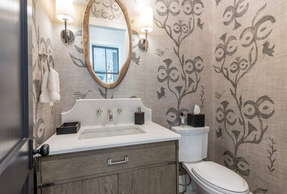 Two Moon | Elegant Mountain Home with Great Community Amenities - Cashiers, North Carolina