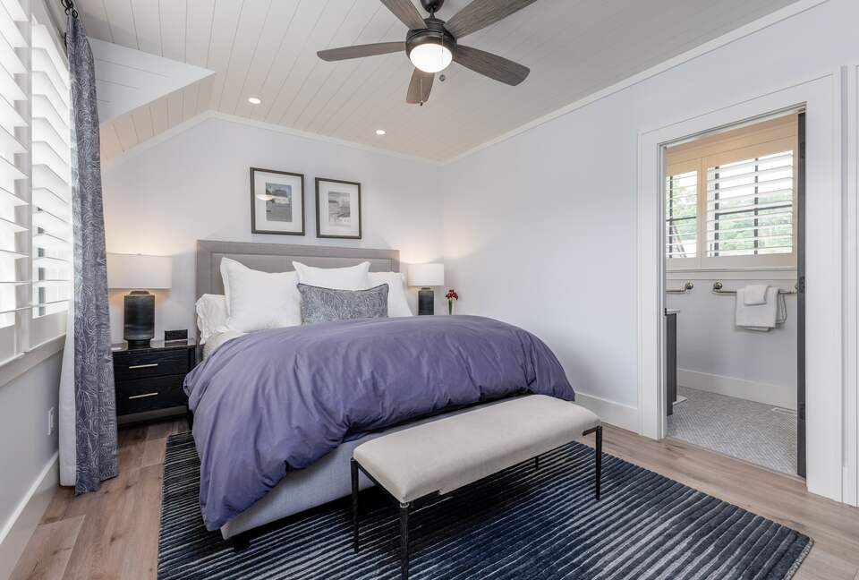 Two Moon | Elegant Mountain Home with Great Community Amenities - Cashiers, North Carolina