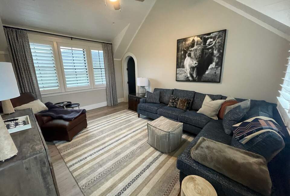 Two Moon | Elegant Mountain Home with Great Community Amenities - Cashiers, North Carolina