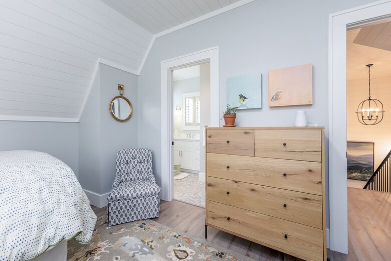 Two Moon | Elegant Mountain Home with Great Community Amenities - Cashiers, North Carolina