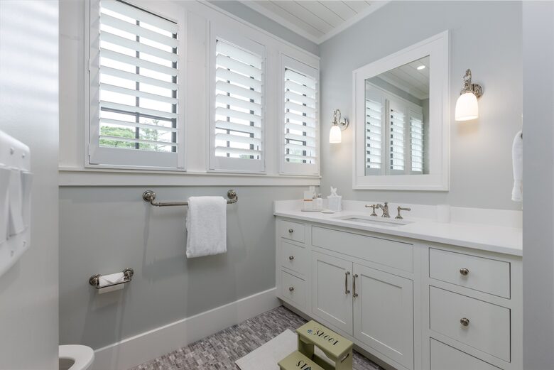 Two Moon | Elegant Mountain Home with Great Community Amenities - Cashiers, North Carolina