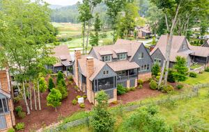 Two Moon | Elegant Mountain Home with Great Community Amenities - Cashiers, North Carolina