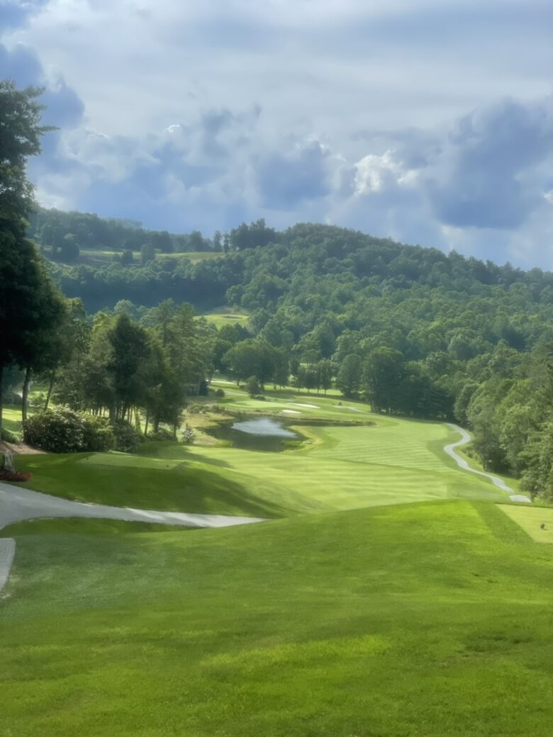 Two Moon | Elegant Mountain Home with Great Community Amenities - Cashiers, North Carolina