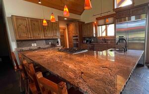 Serene Mountain Retreat with Panoramic Views - Victor, Idaho