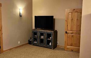 Serene Mountain Retreat with Panoramic Views - Victor, Idaho