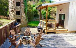 Idyllic Mountain by AvantStay | Outdoor Living - Asheville, North Carolina