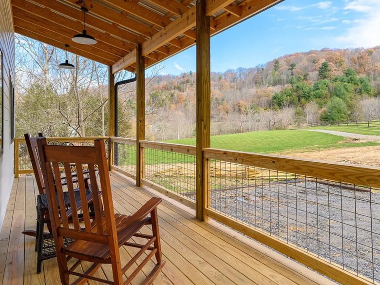 Idyllic Mountain by AvantStay | Outdoor Living - Asheville, North Carolina