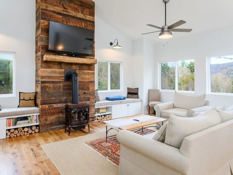 Idyllic Mountain by AvantStay | Outdoor Living - Asheville, North Carolina