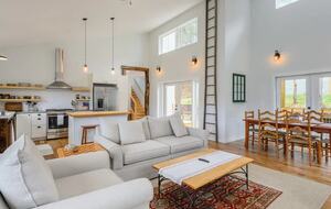 Idyllic Mountain by AvantStay | Outdoor Living - Asheville, North Carolina