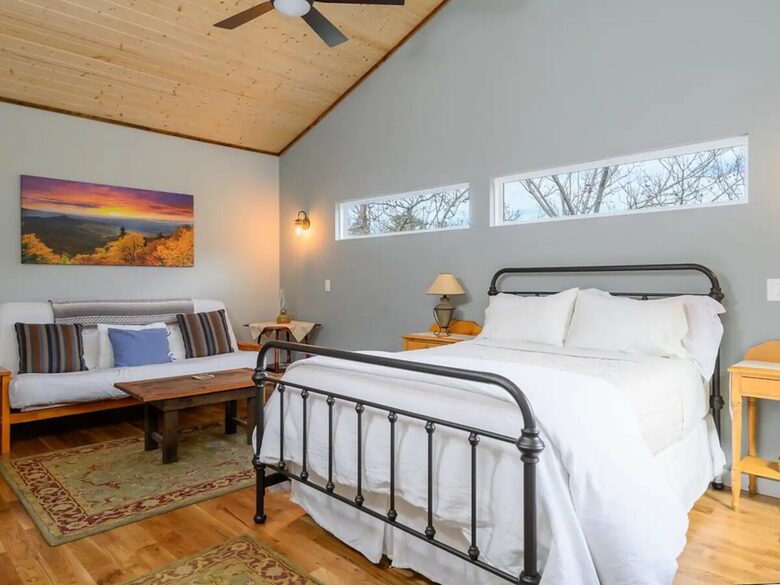 Idyllic Mountain by AvantStay | Outdoor Living - Asheville, North Carolina