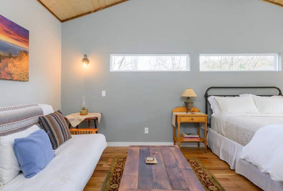 Idyllic Mountain by AvantStay | Outdoor Living - Asheville, North Carolina