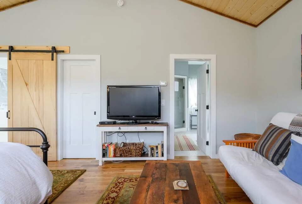 Idyllic Mountain by AvantStay | Outdoor Living - Asheville, North Carolina