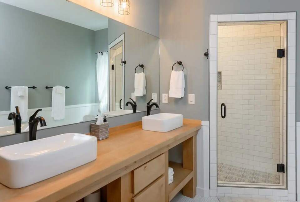 Idyllic Mountain by AvantStay | Outdoor Living - Asheville, North Carolina