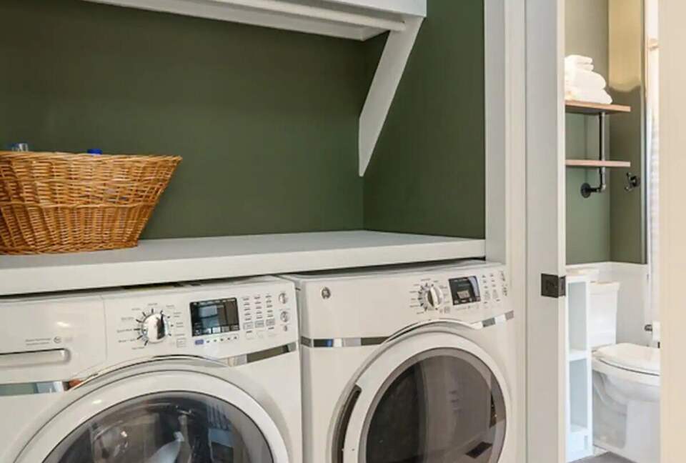 Idyllic Mountain by AvantStay | Outdoor Living - Asheville, North Carolina