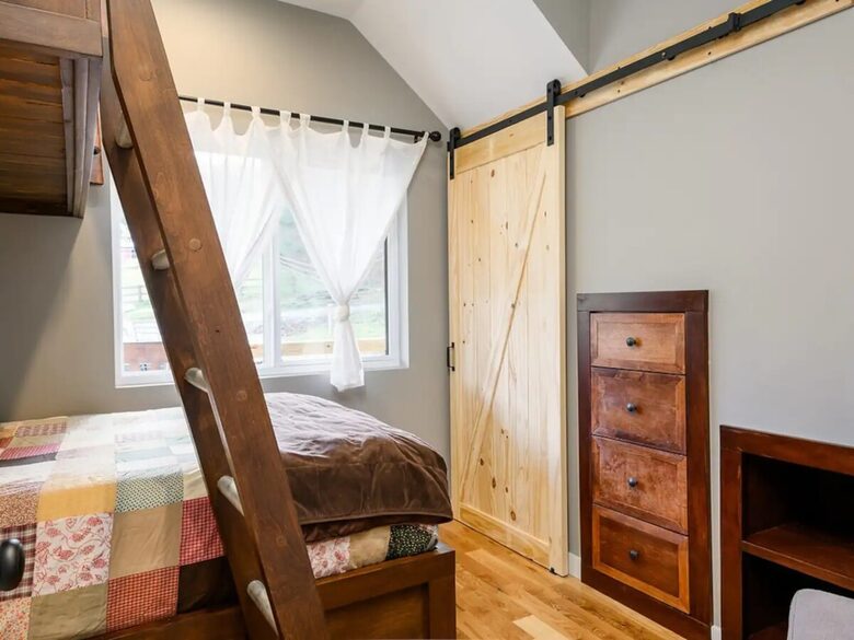 Idyllic Mountain by AvantStay | Outdoor Living - Asheville, North Carolina