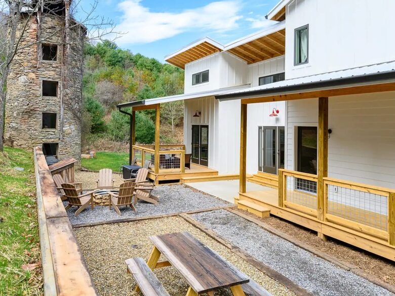 Idyllic Mountain by AvantStay | Outdoor Living - Asheville, North Carolina