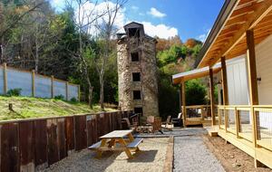 Idyllic Mountain by AvantStay | Outdoor Living - Asheville, North Carolina