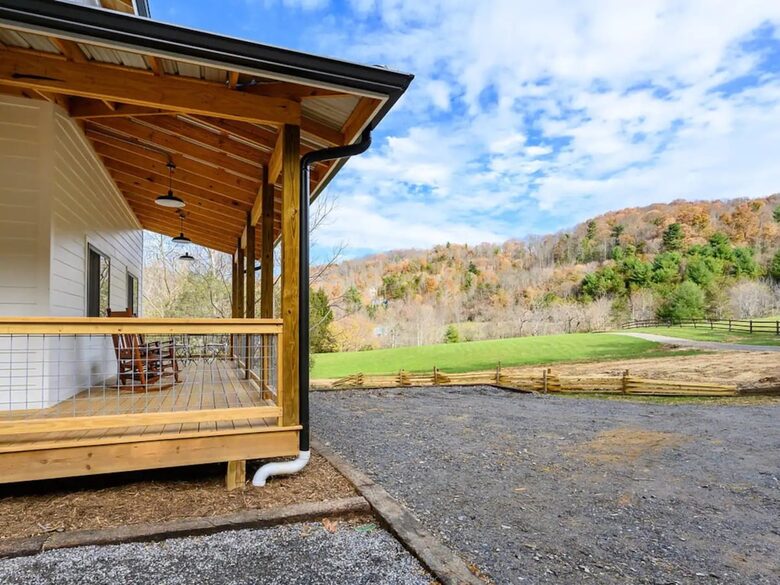 Idyllic Mountain by AvantStay | Outdoor Living - Asheville, North Carolina