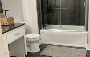 Sprawling 10-Acre Retreat in Scenic Ardmore - Ardmore, Tennessee