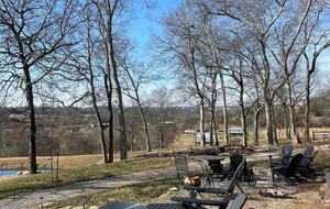 Sprawling 10-Acre Retreat in Scenic Ardmore - Ardmore, Tennessee