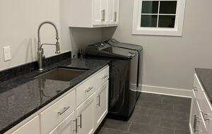 Sprawling 10-Acre Retreat in Scenic Ardmore - Ardmore, Tennessee