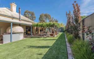 Port Willunga Escape - Adelaide, Australia