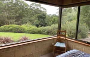 Coralwood Cottage in Native Garden Landscape - North Bornholm, Australia