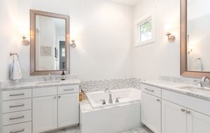 Downstairs primary bath - separate tub