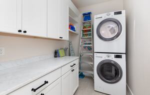 Full sized washer/dryer