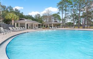 Sandestin community pool