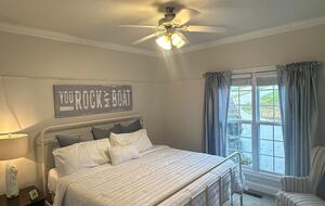 Spacious Waterfront Escape on Tim’s Ford Lake - Estill Springs, Tennessee