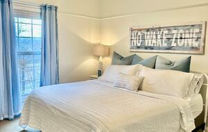 Spacious Waterfront Escape on Tim’s Ford Lake - Estill Springs, Tennessee