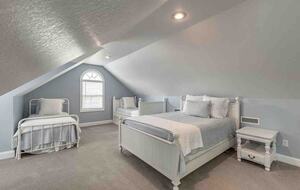 Spacious Waterfront Escape on Tim’s Ford Lake - Estill Springs, Tennessee