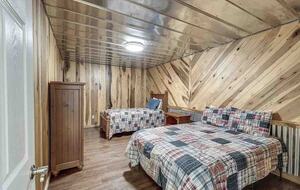 Spacious Waterfront Escape on Tim’s Ford Lake - Estill Springs, Tennessee