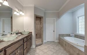 Spacious Waterfront Escape on Tim’s Ford Lake - Estill Springs, Tennessee