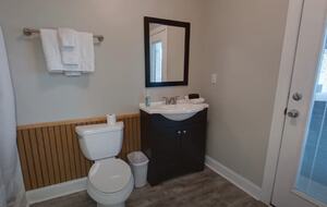 Spacious Waterfront Escape on Tim’s Ford Lake - Estill Springs, Tennessee