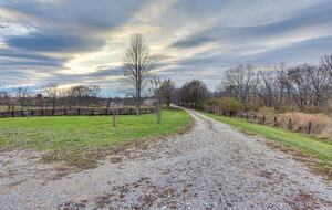 Bourbon Trail Country Home - Shelbyville, Kentucky