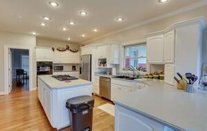 Bourbon Trail Country Home - Shelbyville, Kentucky