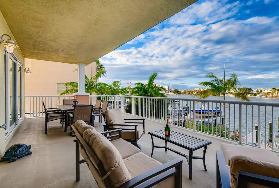 Intracoastal Elegance in Clearwater Beach - Clearwater Beach, Florida