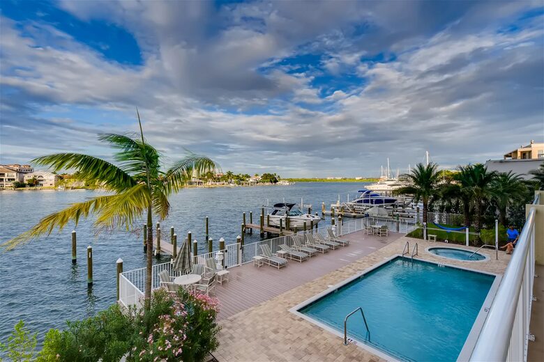 Intracoastal Elegance in Clearwater Beach - Clearwater Beach, Florida